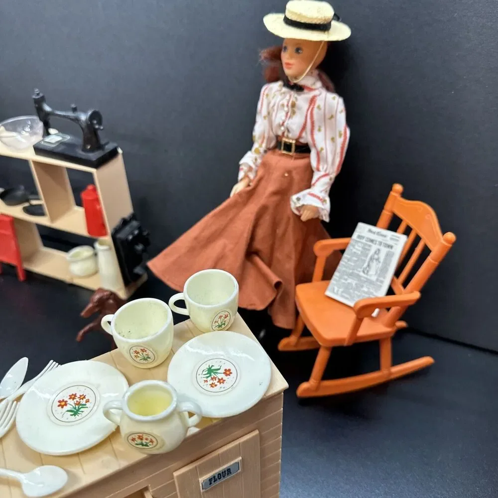 Vintage 1975 Ideal Jody And Her General Store Play Set